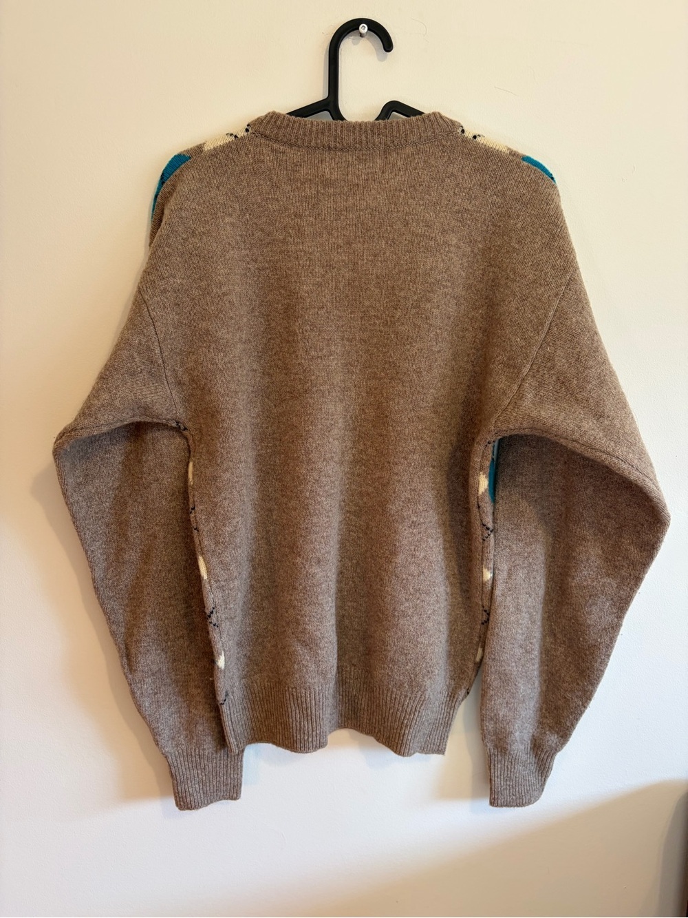 WOODWARD’S- vintage lambswool argyle V-neck sweater. Size small - Picture 2 of 5